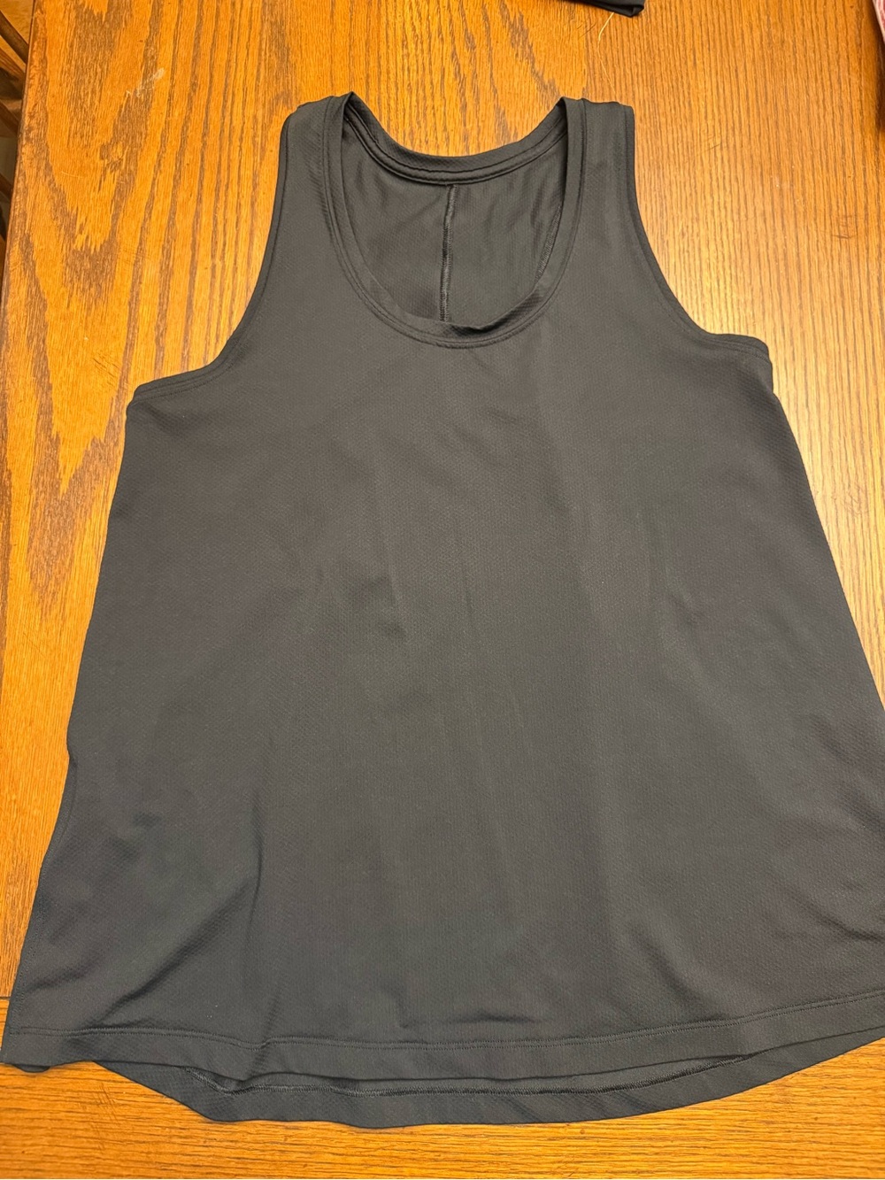 lululemon athletica Black pleated Racerback Performance Tank